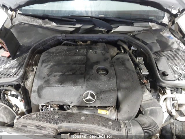 30086787 :رقم المزاد ، 55SWF8EB0LU324023 vin ، 2020 Mercedes-benz C 300 4matic مزاد بيع