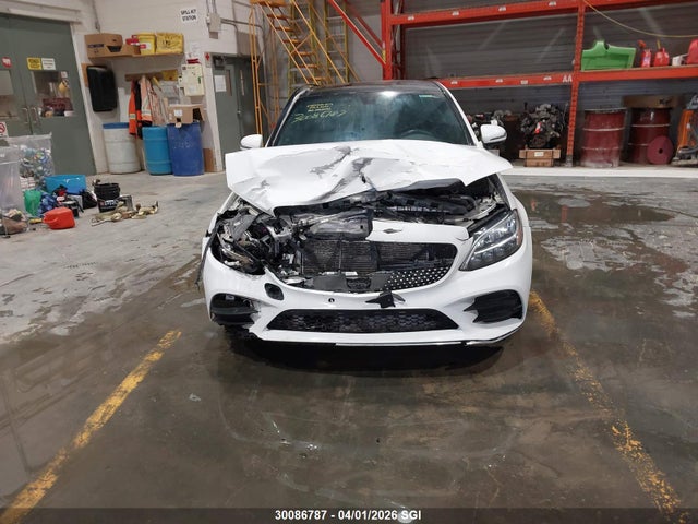 30086787 :رقم المزاد ، 55SWF8EB0LU324023 vin ، 2020 Mercedes-benz C 300 4matic مزاد بيع
