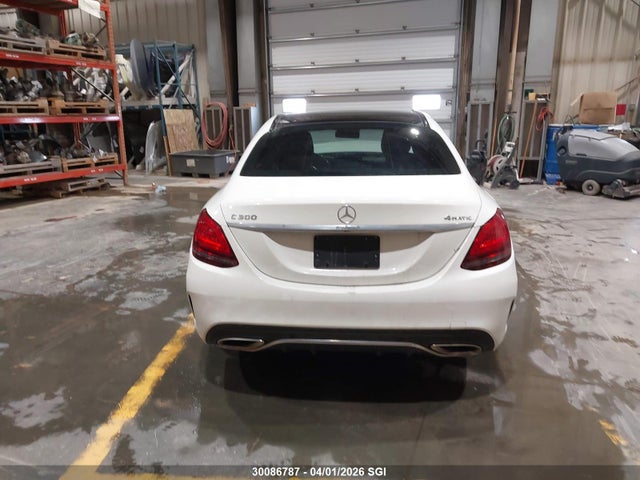 30086787 :رقم المزاد ، 55SWF8EB0LU324023 vin ، 2020 Mercedes-benz C 300 4matic مزاد بيع