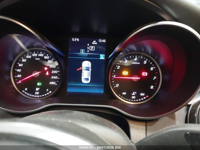 30086787 :رقم المزاد ، 55SWF8EB0LU324023 vin ، 2020 Mercedes-benz C 300 4matic مزاد بيع