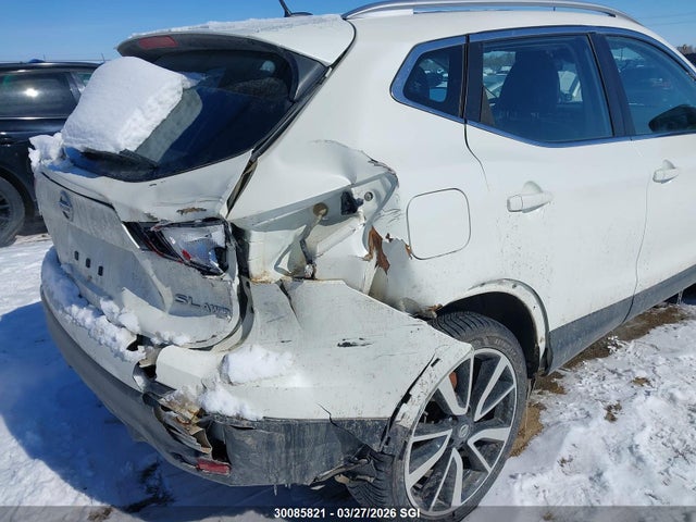 Продажа на аукционе авто 2017 Nissan Rogue Sport S/sv/sl, vin: JN1BJ1CR9HW123779, номер лота: 30085821