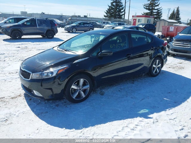 3KPFL4A7XJE253596 KIA Forte Lx/s