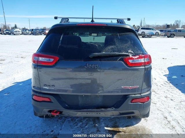 1C4PJMBX4JD592039 Jeep Cherokee Trailhawk