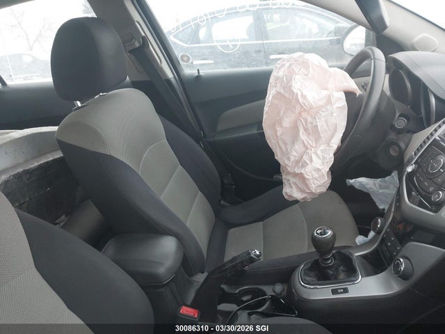 1G1PB5SH0E7275626 Chevrolet CRUZE LS
