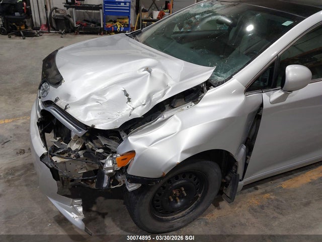 30074895 :رقم المزاد ، 4T3BK3BB6AU029163 vin ، 2010 Toyota Venza Base V6 مزاد بيع