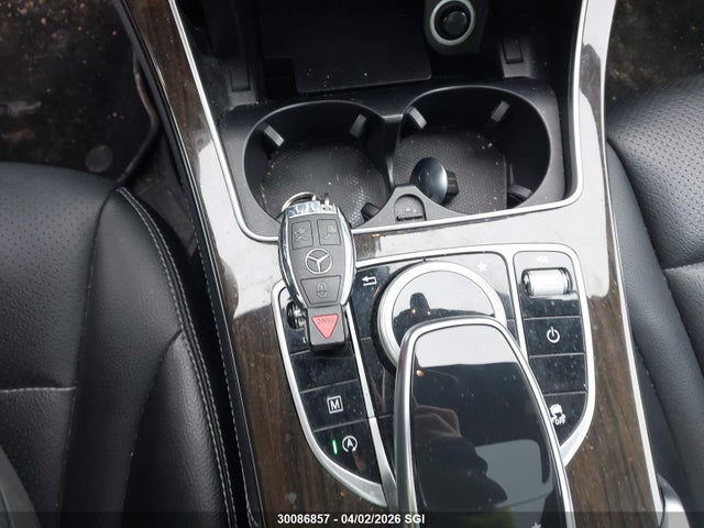 WDC0G4KB0JV029692 Mercedes-Benz Glc 300 4matic