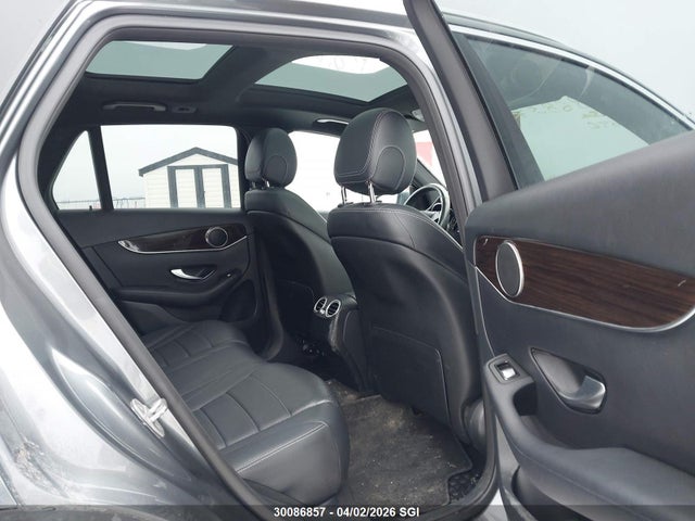 WDC0G4KB0JV029692 Mercedes-Benz Glc 300 4matic