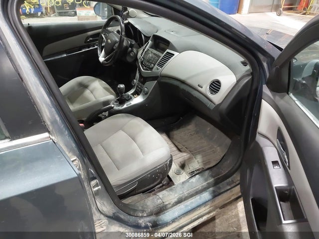 30086859 :رقم المزاد ، 1G1PM5SC1C7324652 vin ، 2012 Chevrolet Cruze Lt مزاد بيع