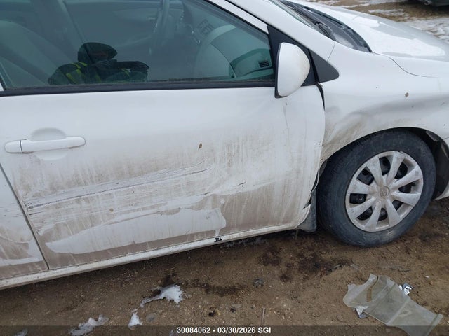 30084062 :رقم المزاد ، 2T1BU4EE2AC259864 vin ، 2010 Toyota Corolla S/le/xle مزاد بيع