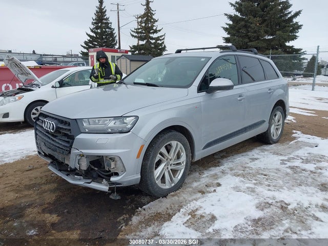 WA1WAAF73JD023679 Audi Q7 Technik S-line