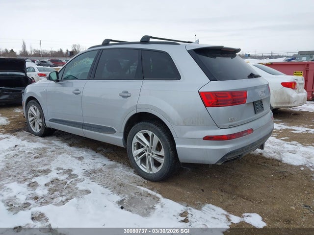 WA1WAAF73JD023679 Audi Q7 Technik S-line