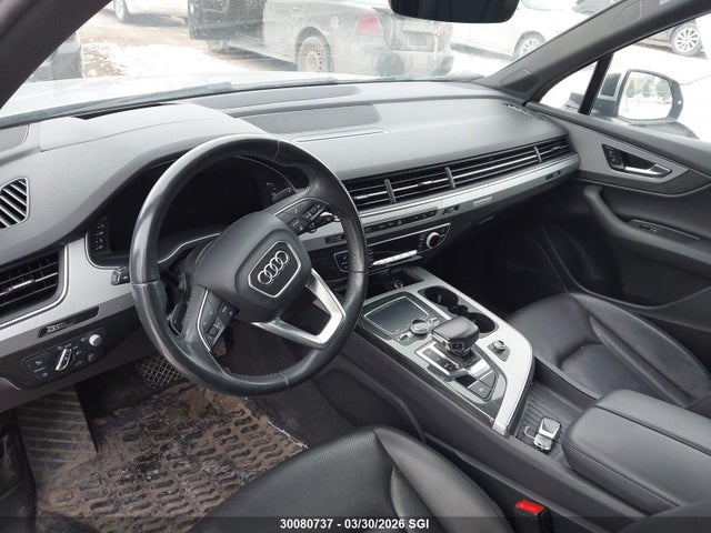 WA1WAAF73JD023679 Audi Q7 Technik S-line