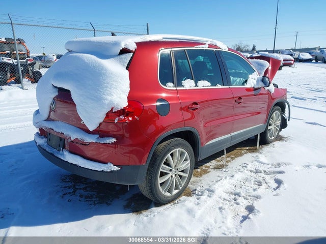 WVGJV7AX6FW066368 Volkswagen Tiguan S/se/sel/r-line