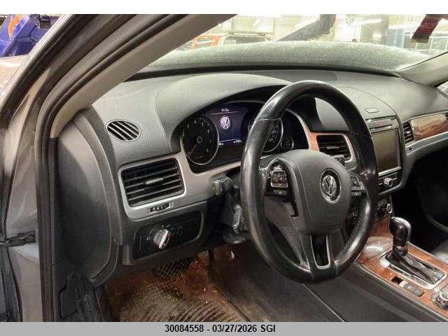 30084558 :رقم المزاد ، WVGDF9BP4CD004415 vin ، 2012 Volkswagen Touareg V6 مزاد بيع