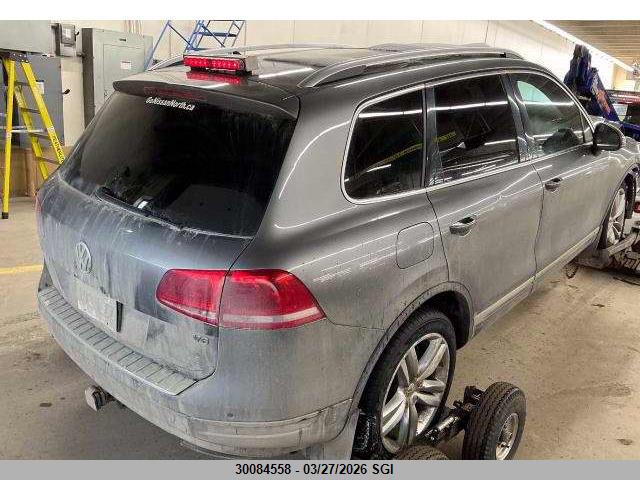 30084558 :رقم المزاد ، WVGDF9BP4CD004415 vin ، 2012 Volkswagen Touareg V6 مزاد بيع