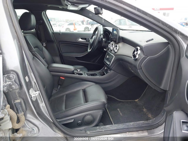 WDCTG4GB8JJ401311 Mercedes-Benz Gla 250 4matic