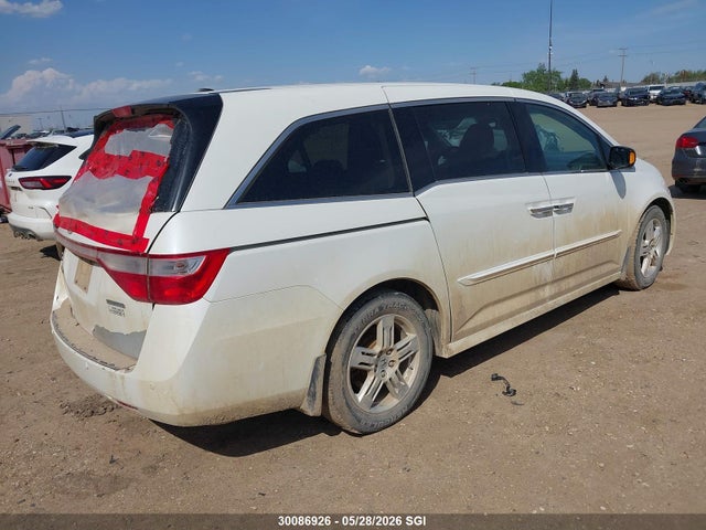 2013 Honda Odyssey Touring/touring Elite მანქანა იყიდება აუქციონზე, vin: 5FNRL5H98DB501806, აუქციონის ნომერი: 30086926