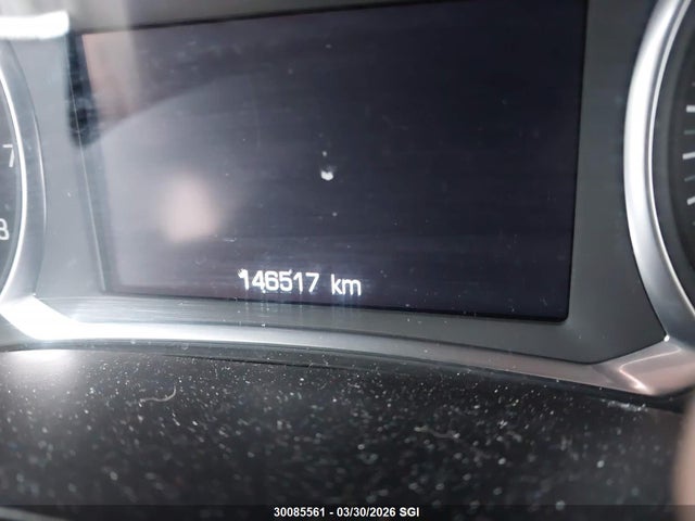 1GNEVGKW7KJ207555 Chevrolet Traverse Lt