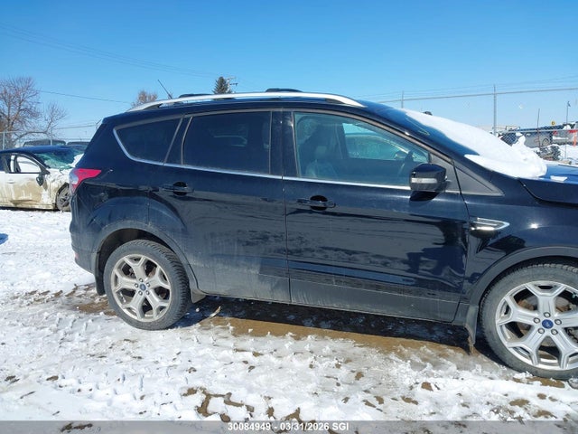 1FMCU9J96JUB64393 Ford Escape Titanium