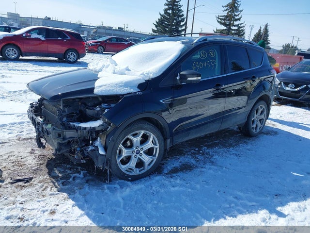 1FMCU9J96JUB64393 Ford Escape Titanium