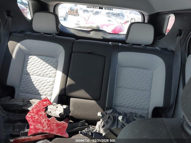2GNAXUEV8K6180664 Chevrolet EQUINOX LT