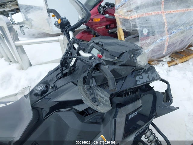 Ski-Doo E-tec 2020 2BPSUFLB4LV000145 Image 7