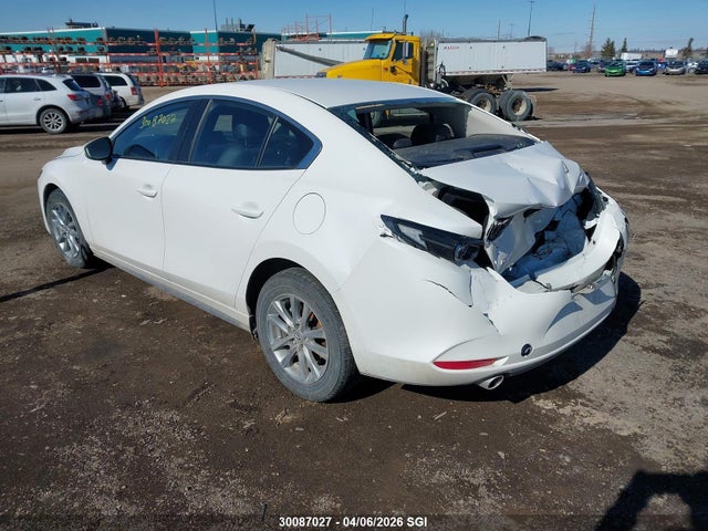 JM1BPACM4S1790845 Mazda 3 Preferred