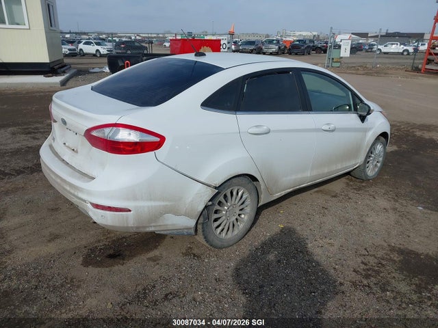 2014 Ford Fiesta Titanium მანქანა იყიდება აუქციონზე, vin: 3FADP4CJ0EM237994, აუქციონის ნომერი: 30087034