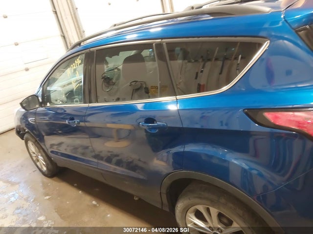 2017 Ford Escape Se მანქანა იყიდება აუქციონზე, vin: 1FMCU9GD8HUE59615, აუქციონის ნომერი: 30072146