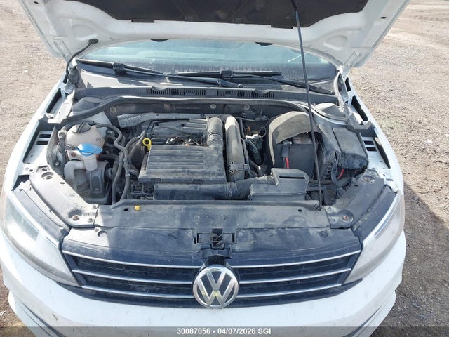 3VW267AJXGM397065 Volkswagen JETTA S