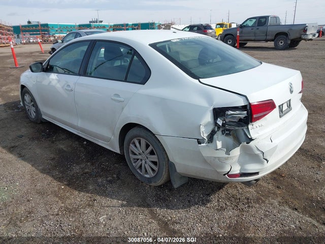 3VW267AJXGM397065 Volkswagen JETTA S