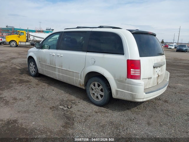 2008 Chrysler Town & Country Touring მანქანა იყიდება აუქციონზე, vin: 2A8HR54PX8R701023, აუქციონის ნომერი: 30087058