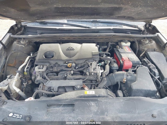 4T1B61HK0JU501995 Toyota CAMRY XSE