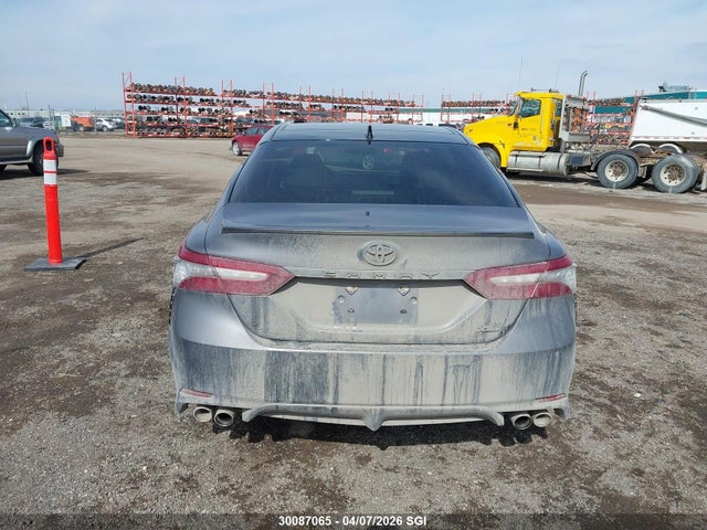4T1B61HK0JU501995 Toyota CAMRY XSE