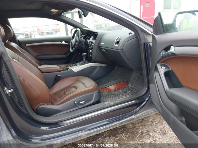 Продаж на аукціоні авто 2014 Audi A5 Premium, vin: WAUCFBFR4EA048354, номер лоту: 30087067