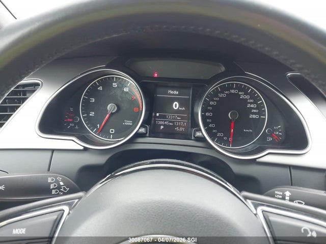 Продаж на аукціоні авто 2014 Audi A5 Premium, vin: WAUCFBFR4EA048354, номер лоту: 30087067