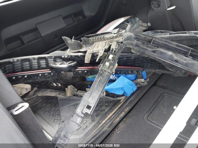 3VW4T7AU5FM002848 Volkswagen GTI