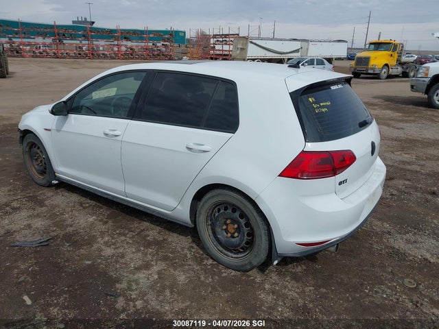 3VW4T7AU5FM002848 Volkswagen GTI