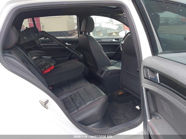3VW4T7AU5FM002848 Volkswagen GTI