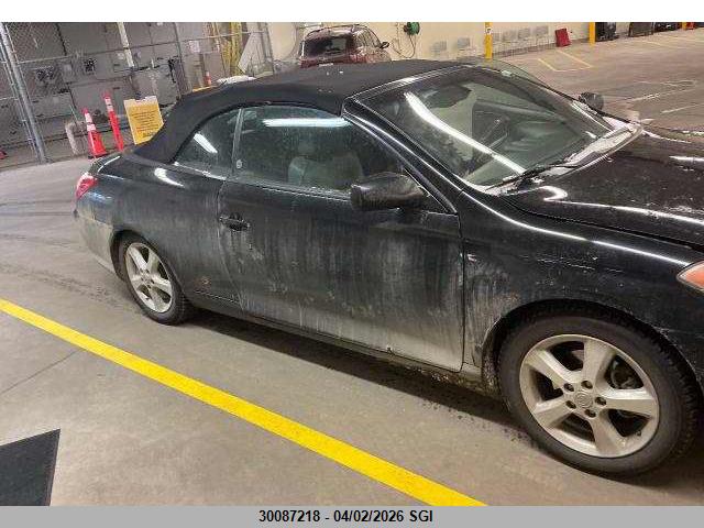 30087218 :رقم المزاد ، 4T1FA38P04U024559 vin ، 2004 Toyota Camry Solara Se/sle مزاد بيع