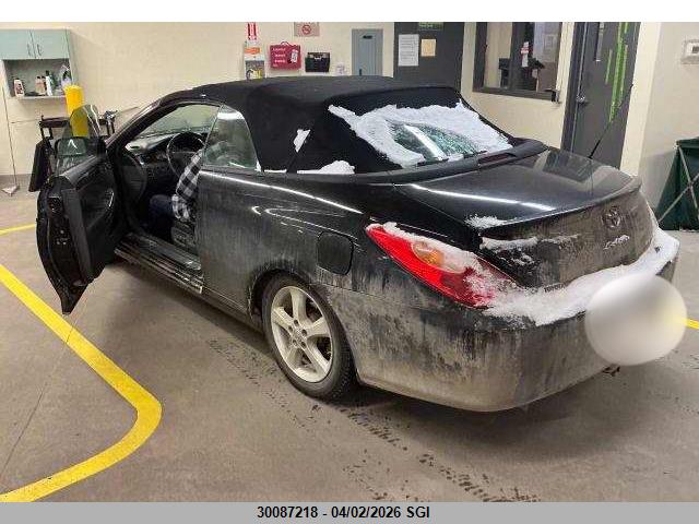30087218 :رقم المزاد ، 4T1FA38P04U024559 vin ، 2004 Toyota Camry Solara Se/sle مزاد بيع