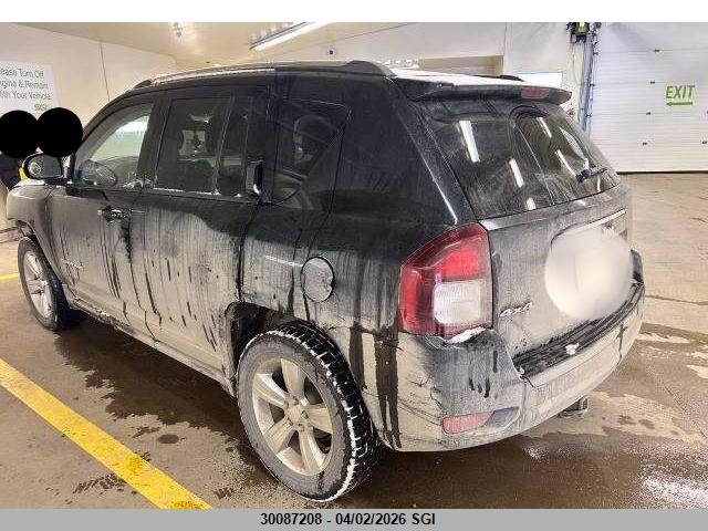30087208 :رقم المزاد ، 1C4NJDAB0FD100644 vin ، 2015 Jeep Compass Sport مزاد بيع