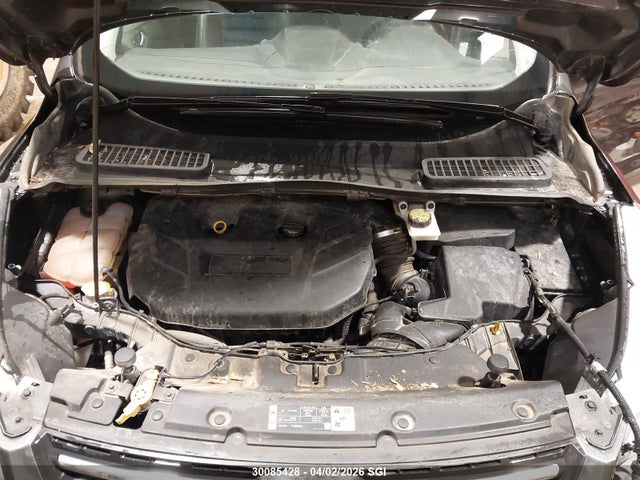 30085428 :رقم المزاد ، 1FMCU9G96FUC47577 vin ، 2015 Ford Escape Se مزاد بيع