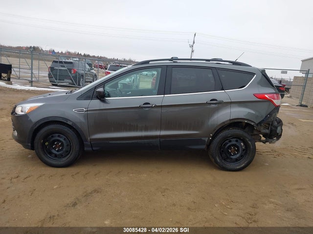 30085428 :رقم المزاد ، 1FMCU9G96FUC47577 vin ، 2015 Ford Escape Se مزاد بيع