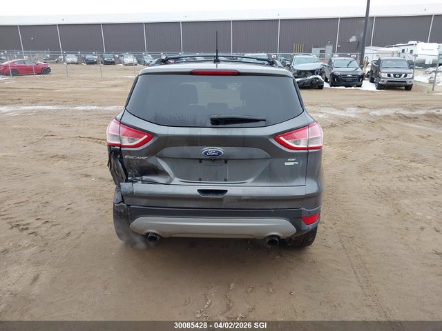 30085428 :رقم المزاد ، 1FMCU9G96FUC47577 vin ، 2015 Ford Escape Se مزاد بيع