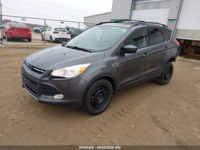 30085428 :رقم المزاد ، 1FMCU9G96FUC47577 vin ، 2015 Ford Escape Se مزاد بيع