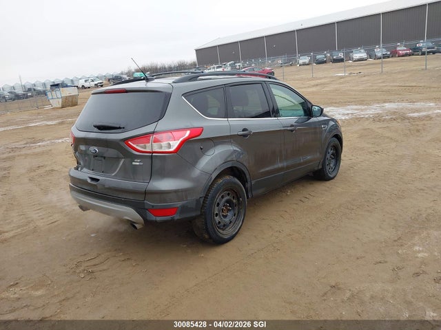 30085428 :رقم المزاد ، 1FMCU9G96FUC47577 vin ، 2015 Ford Escape Se مزاد بيع