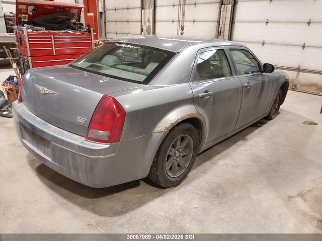 2007 Chrysler 300 Touring მანქანა იყიდება აუქციონზე, vin: 2C3LA53G07H733126, აუქციონის ნომერი: 30087089