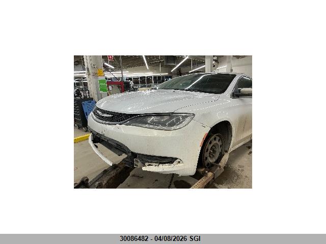 30086482 :رقم المزاد ، 1C3CCCFBXFN645561 vin ، 2015 Chrysler 200 Lx مزاد بيع