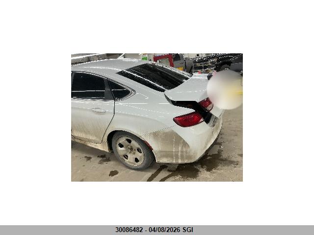30086482 :رقم المزاد ، 1C3CCCFBXFN645561 vin ، 2015 Chrysler 200 Lx مزاد بيع